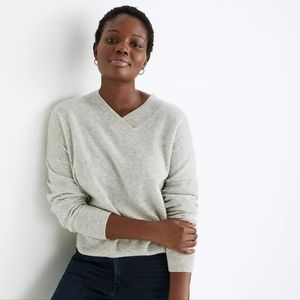 Cashmere V-Neck Sweater